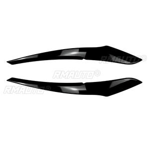 Pegatinas para Cejas de Faros Delanteros de Coche, Aspecto Negro Brillante/Carbono, para BMW Serie 1 F20 F21 2011-2014 - Product Image 2