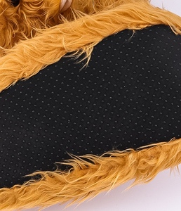 Chaussons Bottes d'Intérieur Antidérapants en Peluche Douce et Moelleuse Motif Vache des Highlands pour Femme, <span class=keywords><strong>Homme</strong></span> et Adulte – Idéal Hiver - Product Image 6