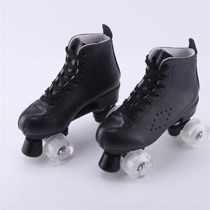 Patins à roulettes unisexes à roues lumineuses, patins à roulettes à double rangée, chaussures à quatre roues, patins pour adultes, <span class=keywords><strong>taille</strong></span> <span class=keywords><strong>34</strong></span> à 45, noir et blanc - Product Image 5
