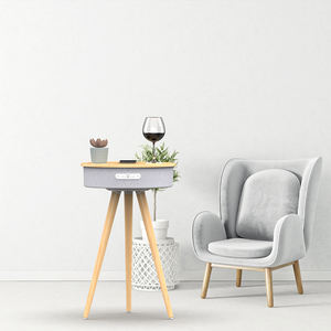 Mesa Auxiliar Inteligente Multifuncional para Decoración del Hogar con Soporte para Carga Inalámbrica y Banco de Energía - Product Image 2