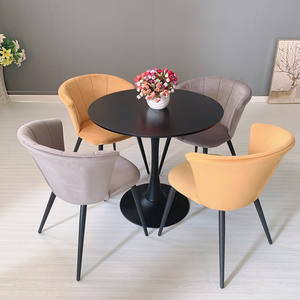 Mesa de <span class=keywords><strong>tulip</strong></span>án blanco nórdico, silla de comedor de tela tapizada moderna elegante, patas de Metal, silla de recepción de ocio negra para comedor en casa - Product Image 2