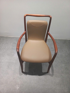 Chaise de salle à manger contemporaine en bois massif nordique avec assise en cuir véritable pleine fleur pour la maison, les restaurants, les hôtels, meubles PISANO - Product Image 3