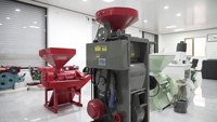 Machine à éplucher les grains de riz de bonne qualité Machine à éplucher le riz à rouleaux Machine à moudre le riz automatique domestique