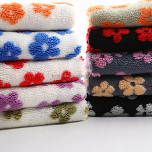 Manteau d'Hiver Doux Tissu en Fausse Fourrure Polaire Sherpa Imitation 100 % Polyester Fleur Jacquard Polaire Berbère - Product Image 1