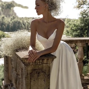 S1745L Nuovo Stile 2026 Abito da Sposa con Piccolo Strascico per la Sposa, in Tulle Leggero, Lussuoso ed Elegante Abito da Sposa Lungo - Product Image 3