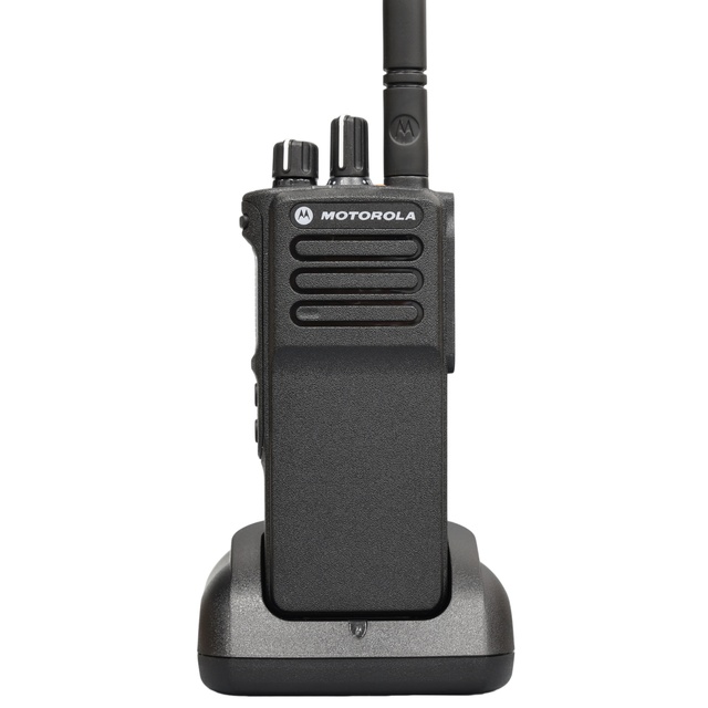 Motorola DP4401e DMR Walkie Talkie VHF or UHF Single Band No Display 64 Channels SINC Noise Cancellation Wholesale Kit