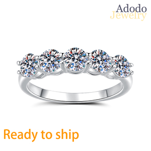 Delicati <span class=keywords><strong>Anelli</strong></span> con <span class=keywords><strong>Cinque</strong></span> Diamanti Principessa, Argento Sterling 925 Antiossidante, Moissanite 1CT VVS GRA, Gioielli per Donne - Product Image 1