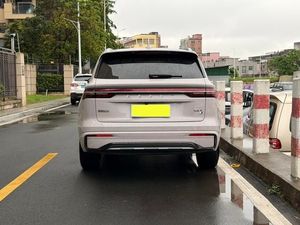 รถยนต์<span class=keywords><strong>มือ</strong></span><span class=keywords><strong>สอง</strong></span> Geely Xingyue L I-HEV 1.5T รุ่นท็อป ปี 2024 รถ SUV ไฮบริด กล้องมองหลัง 360 องศา ประหยัดน้ำมัน ขายส่งต่างประเทศ - Product Image 3