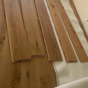 Suelo de Madera Multicapa de Diseño Europeo Moderno, Instalación con Sistema de Clic, Acabado Liso, Resistente a los Arañazos, Ideal para Villas - Product Image 6