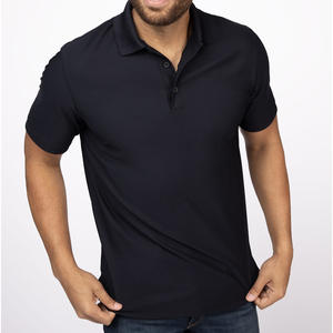 เสื้อโปโลชาย Fresh Threads ออกแบบมาเพื่อการสวมใส่ที่กระชับพอดีตัว ผลิตจากวัสดุที่สัมผัสนุ่มสบาย และให้ลุคทันสมัยสำหรับผู้ชายในชีวิตประจำวัน - Product Image 3