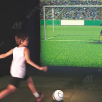 Terrain de jeu intérieur, projection interactive sur mur, jeu de football AR, football virtuel, robot gardien de but, simulateur de football