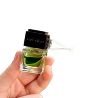 Parfum d'aromathérapie longue durée pour les bouteilles de parfum de désodorisant suspendues de voiture avec clip liquide à base d'huile pour éliminer les odeurs