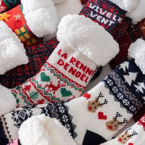 Chaussettes d'intérieur en jacquard de Noël, en polaire d'agneau épaisse, antidérapantes, motif Père Noël, renne, bonhomme de neige, pour l'hiver - Product Image 4