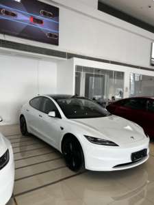 <span class=keywords><strong>Tesla</strong></span> <span class=keywords><strong>Model</strong></span> <span class=keywords><strong>3</strong></span> Highland 2026 Nuova <span class=keywords><strong>Tesla</strong></span> <span class=keywords><strong>Model</strong></span> <span class=keywords><strong>3</strong></span> Auto Elettrica <span class=keywords><strong>Tesla</strong></span> a Lunga Autonomia Auto a Nuova Energia <span class=keywords><strong>Tesla</strong></span> <span class=keywords><strong>Model</strong></span> <span class=keywords><strong>3</strong></span> Auto Elettrica - Product Image 5