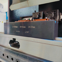 Presse plieuse synchronisée à pince rapide Double face de style Amada CNC 12T600 Mini cintreuse électrique CNC