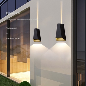 Decoración moderna montado en la pared porche pasillo Sconce luces arriba y abajo Luz de pared exterior Led impermeable Ip65 lámpara de pared exterior - Product Image 5