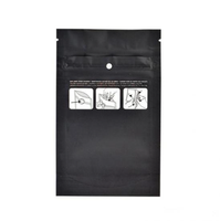 Sac en plastique d'emballage en mylar noir, sacs en mylar à fermeture éclair scellés à plusieurs reprises, sacs alimentaires debout, sac en plastique en mylar avec logo imprimé personnalisé