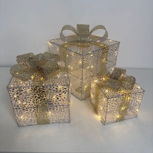 Elegant Waterproof Outdoor Christmas <strong>Tree</strong> <strong>Lights</strong> <strong>with</strong> LED String Beautiful Motif Gift Boxes Decorations - Product Image 4