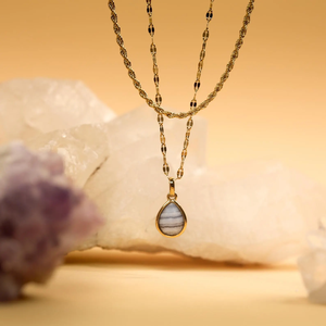 Collar con Colgante de Piedra Lunar Natural en Oro, Hecho a Mano, Cristal Curativo, Joyería Personalizada con Piedra de Nacimiento - Product Image 5