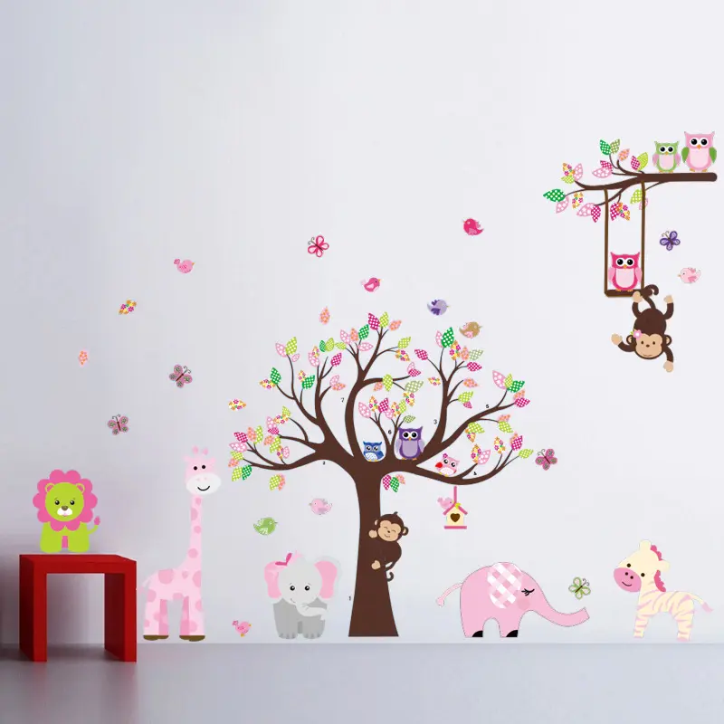 कार्टून जानवरों प्यारा बछड़ा हाथी बंदर जिराफ पेड़ दीवार स्टीकर तितली के साथ बच्चे के कमरे में रहने वाले बेडरूम सजावट के लिए वॉलपेपर