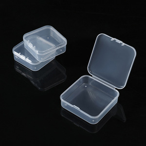 Boîte de rangement carrée transparente en plastique 6x6x1,8 cm avec couvercle pour emballage de bijoux et d'accessoires - Product Image 4