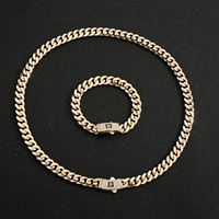 Bracelet et Collier Chaîne Maille Cubaine Personnalisables en Laiton Plaqué Or 14K, Design Hip Hop Iced Out avec Fermoir Émaillé Diamanté