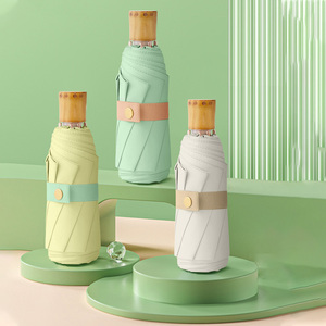 Parapluie de voyage miniature pliable en 5 sections, léger, anti-UV, personnalisable avec logo, ouverture et fermeture manuelles - Product Image 1