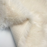 Maßgefertigter 100% Polyester Gestrickter Einfarbiger 75d Dichte Dicker Warmer Kunstnerz Anti-Pilling Luxus-Bekleidungsstoff