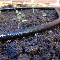 Tubo Flessibile Ecologico in PE per Irrigazione a Goccia, Permeabile per Giardino e Fiori