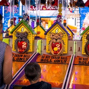 Trailer per gioco da fiera Mad Dog Dash per interni/esterni con telaio in metallo, ideale per eventi, noleggio, giostre, case gioco e trampolini - Product Image 4