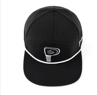 Gorra de Béisbol Personalizada BSCI de Alta Calidad, 7 Paneles, Visera Plana, Orificios Cortados con Láser, Cierre de Cuerda, Logotipo Bordado en Poliéster, Impermeable y Perforada