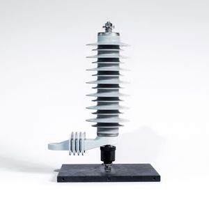 ตัวจับกันไฟกระชากโลหะ-ออกไซด์24Kv ตัวจับกันฟ้าผ่าพร้อมตัวจับกันฟ้าผ่าโพลิเมอร์ - Product Image 4