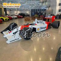 Adornos Decorativos Modernos para el Hogar, Modelo de Casco de Piloto de F1, Escultura Metálica, Escultura para Colgar en la Pared