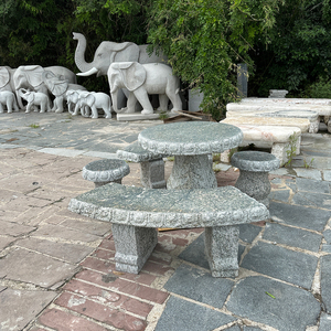 طاولة وكراسي حديقة خارجية من الجرانيت والبازلت - Product Image 6