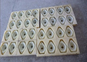 Services d'usinage CNC personnalisés HYM moule de fabrication de prototypes rapides assemblage de moulage par injection plastique-OEM réactif - Product Image 2