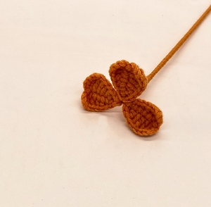 Bốn lá cỏ ba lá dệt tay hoa sợi hoa hoàn thành sản phẩm mô phỏng dệt kim hoa Crochet bán buôn Ngày Valentine - Product Image 3
