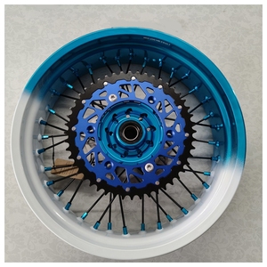 Ensemble de roues à rayons Supermoto 16/17 pouces, jante bicolore bleu et blanc, avant et arrière, pour Gas Gas EC <span class=keywords><strong>2022</strong></span> - Product Image 4