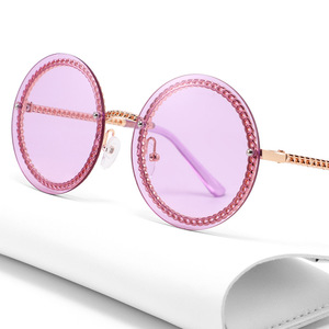 Lunettes de soleil à monture ronde en métal à la mode, protection UV400 pour femmes, verres sur le thème de l'océan, style européen et américain élégant - Product Image 3