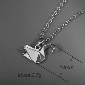 Collana con ciondolo a forma di gru di carta per donna, catena corta alla clavicola, gioielli semplici e alla moda - Product Image 5