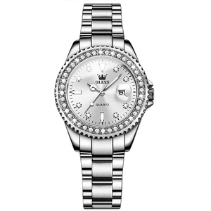 Orologio da <span class=keywords><strong>Donna</strong></span> <span class=keywords><strong>di</strong></span> Alta Qualità 9945, 50 Pezzi, Logo Personalizzato, Rotondo Verde, Moda Lusso, Marca in Acciaio Inossidabile, Orologio Casual - Product Image 1