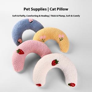 Bantal Hewan Peliharaan Bentuk U Lucu untuk Kucing dan Anjing, 100% Katun Ramah Lingkungan, Bantal Mainan Pelindung Tulang Belakang Serviks untuk Tidur Nyenyak, untuk Hewan Peliharaan Kecil - Product Image 3
