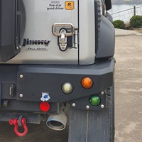Pour Jimny Defender : Feux arrière LED modifiés avec couvercle pour feux de freinage/clignotants/de recul 12V