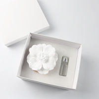 Diffuseur d'huiles essentielles en céramique parfumée, fait main, en porcelaine, sur base en bois, pour la maison