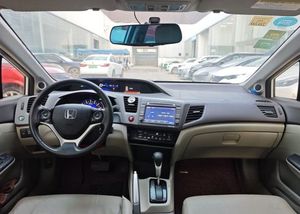 Prix bas 2009-2013 Voiture japonaise à essence d'occasion Hon-da Ci Vic Essence d'occasion Automatique Seconde Main Voiture D'occasion - Product Image 3