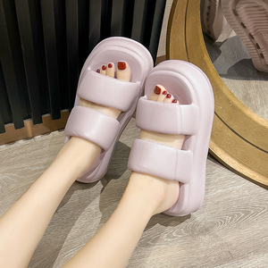 รองเท้าแตะพื้นหนา PU สีพื้นแบบสวมเปิดนิ้วเท้า พื้นรองเท้า EVA นุ่มสบาย เหมาะสำหรับฤดูร้อน สำหรับผู้ชายและผู้หญิง - Product Image 5