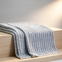 Plaid Doux et Chaud Réversible en Polaire Jacquard 3D Texturé PV, Idéal pour Canapé-Lit et Maison