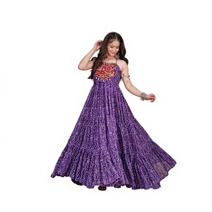 Vestido de Georgette con Estampado Tradicional Bandhani y Parches Kutchi, Especial para Navratri, Estilo Indio-Pakistaní, para Bodas y Eventos - Product Image 1