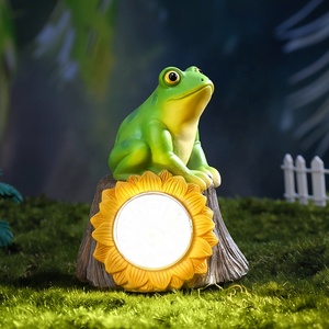 Rogo Luxe Dieren Kikker Led Gazon Spotlights Op Zonne-Energie 3.7Inch Hars Tuinverlichting Groothandel Waterdichte Outdoor Ornamenten - Product Image 1