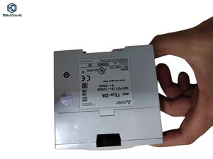 โมดูลเอาต์พุตแบบอะนาล็อกสำหรับเซ็นเซอร์คอนโทรลเลอร์ PLC ของแท้ใหม่เอี่ยม FX2N-2DA - Product Image 1