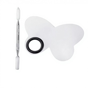 Palette de maquillage en acier inoxydable en forme de papillon avec anneau et spatule – Vente en gros - Product Image 2